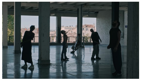 Choreography and dance rehearsal at Marseill for the lAbes project. Dancers rehearsing in an open space.